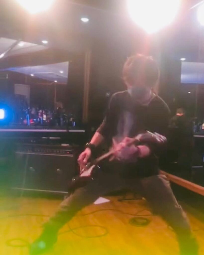 ADDICT OF THE TRIP MINDS, 岡本健一