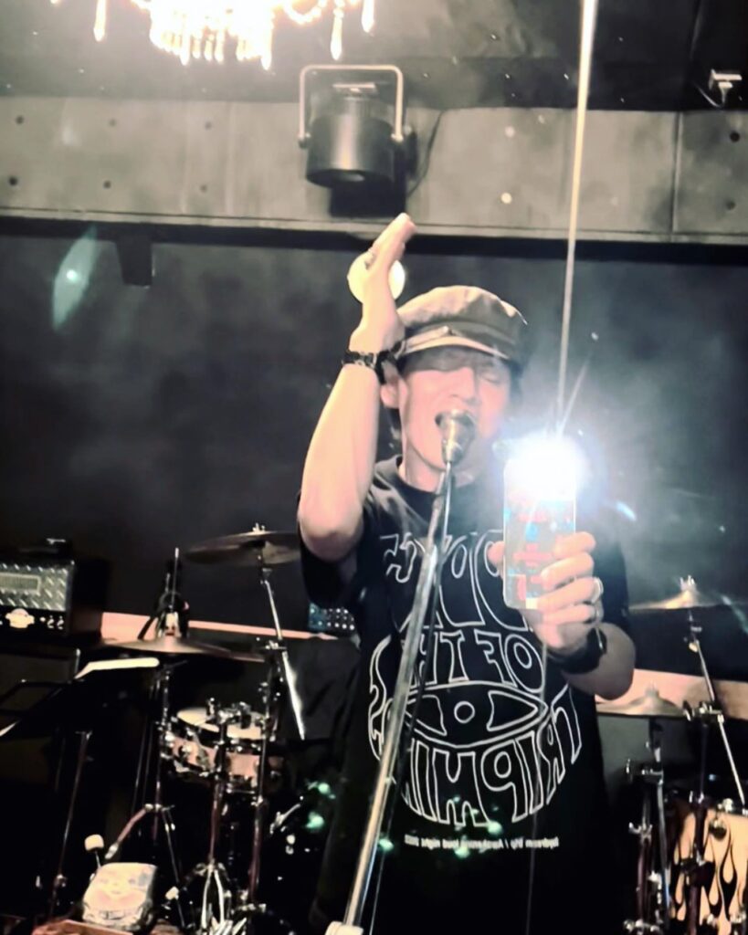 ADDICT OF THE TRIP MINDS, 岡本健一