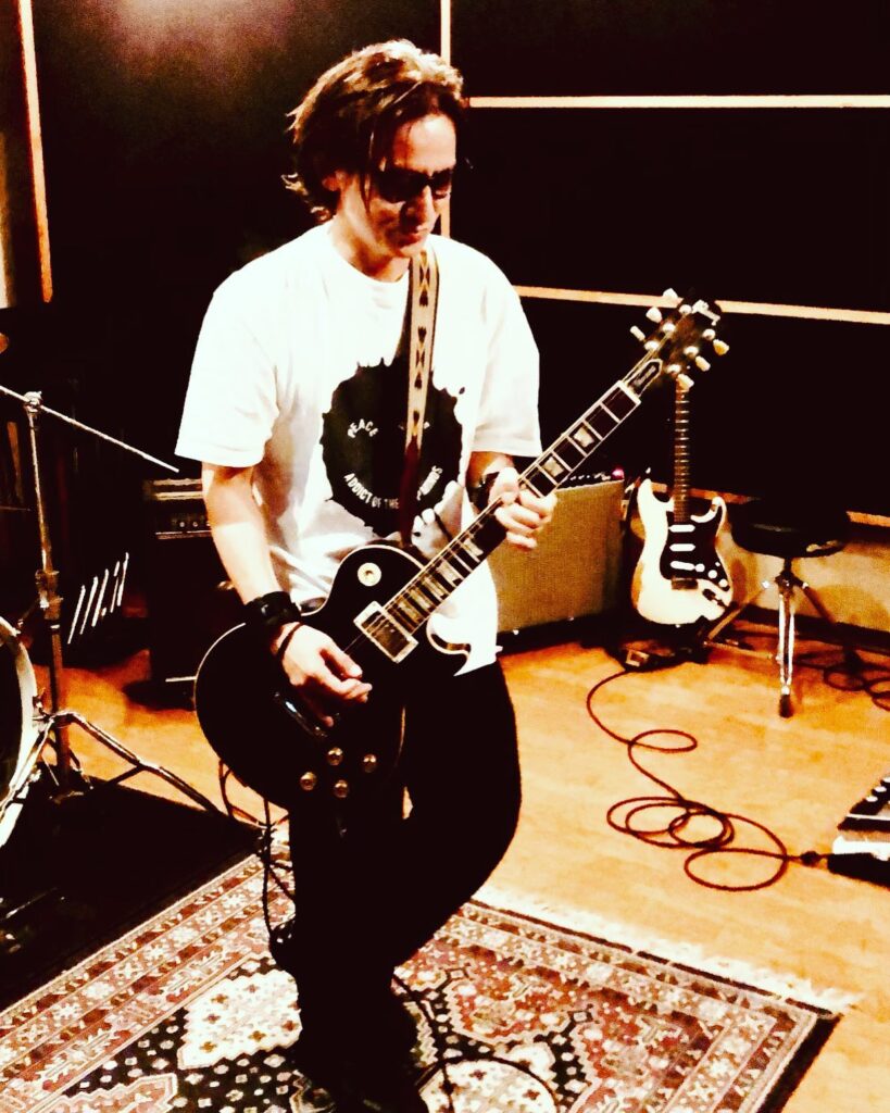 ADDICT OF THE TRIP MINDS, 岡本健一