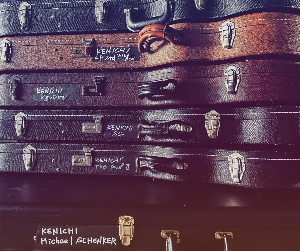 ADDICT OF THE TRIP MINDS, 岡本健一