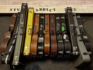 ADDICT OF THE TRIP MINDS, 岡本健一