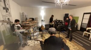 ADDICT OF THE TRIP MINDS, 岡本健一