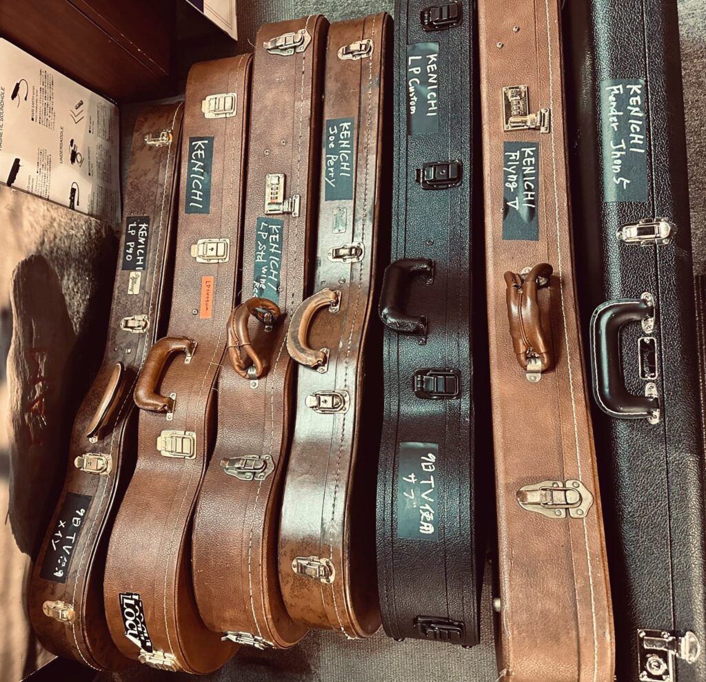 ADDICT OF THE TRIP MINDS, 岡本健一