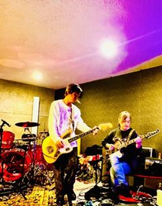 ADDICT OF THE TRIP MINDS, 岡本健一