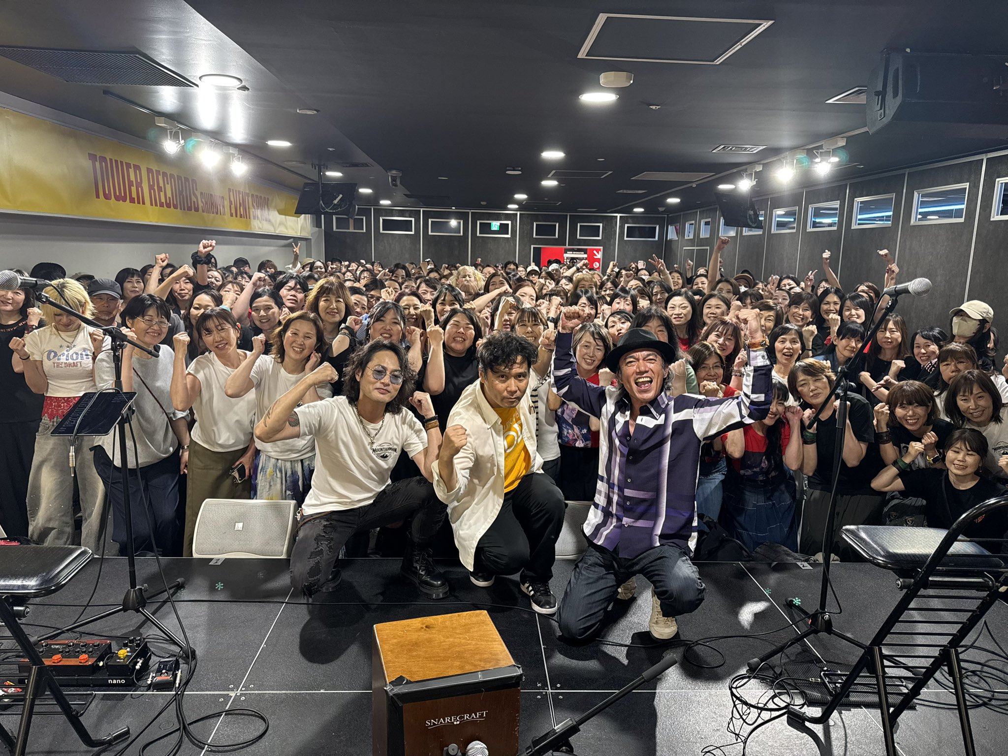 HKs-Ot6bIAEKol1.jpg